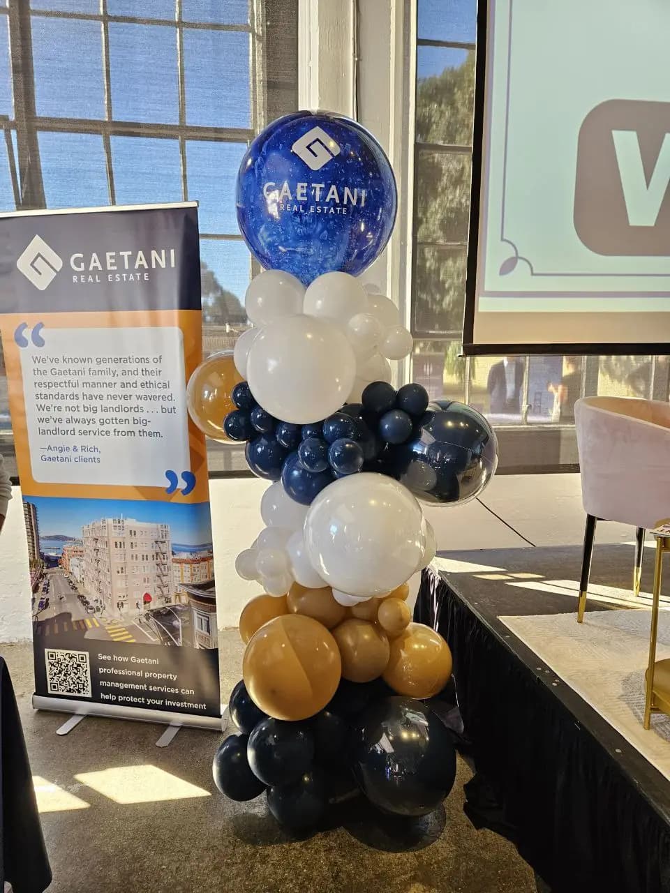 Gaetani Real Estate Corporate Event Balloon Column — view 01