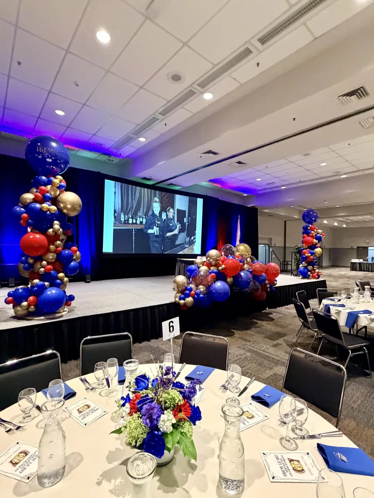 IBEW Local 617 Corporate Gala Stage Balloon Columns — view 02