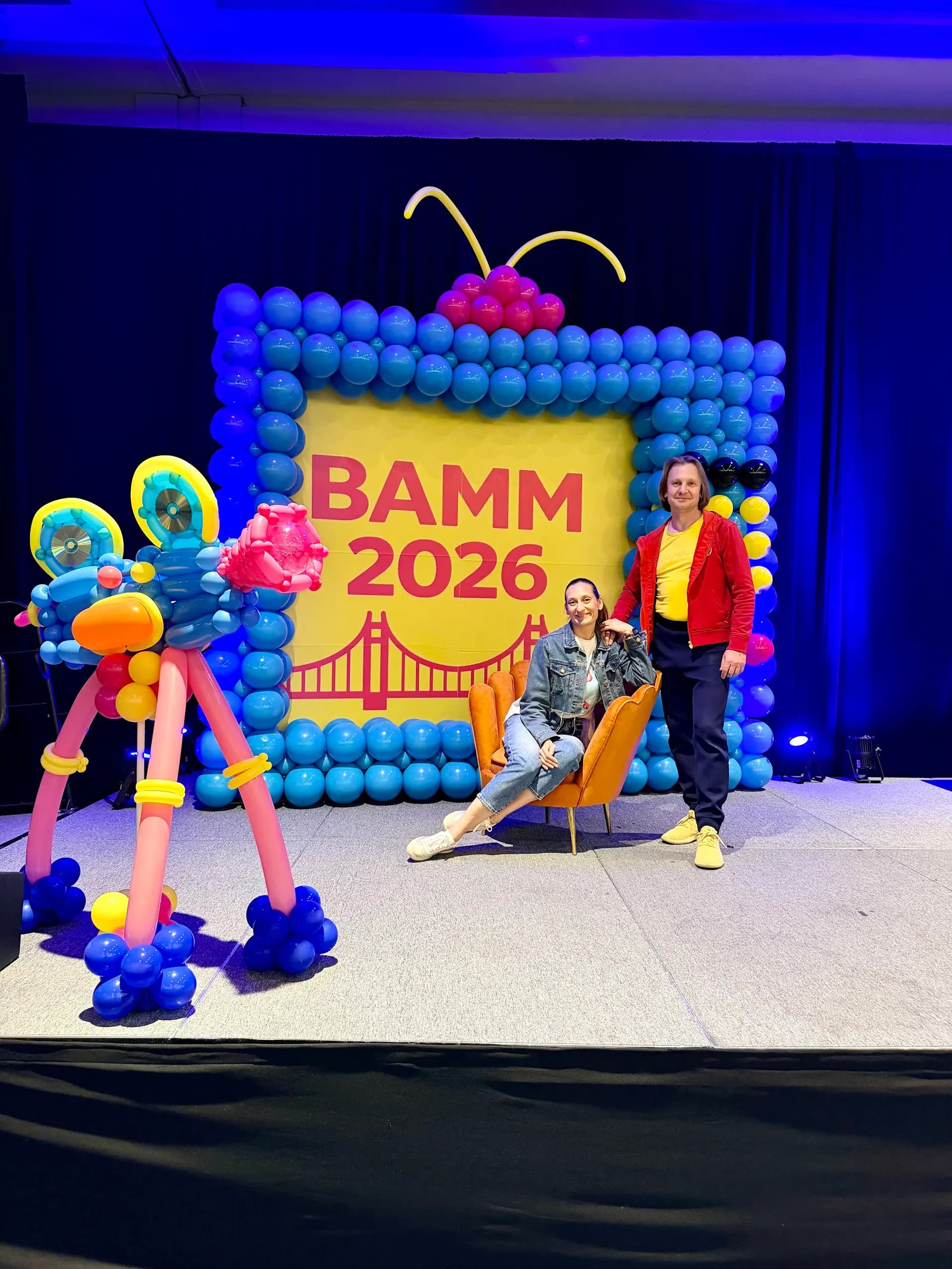 Corporate event décor by Balloon Décor: large-scale corporate balloon installation, Hyatt Regency San Francisco Airport — view 6.