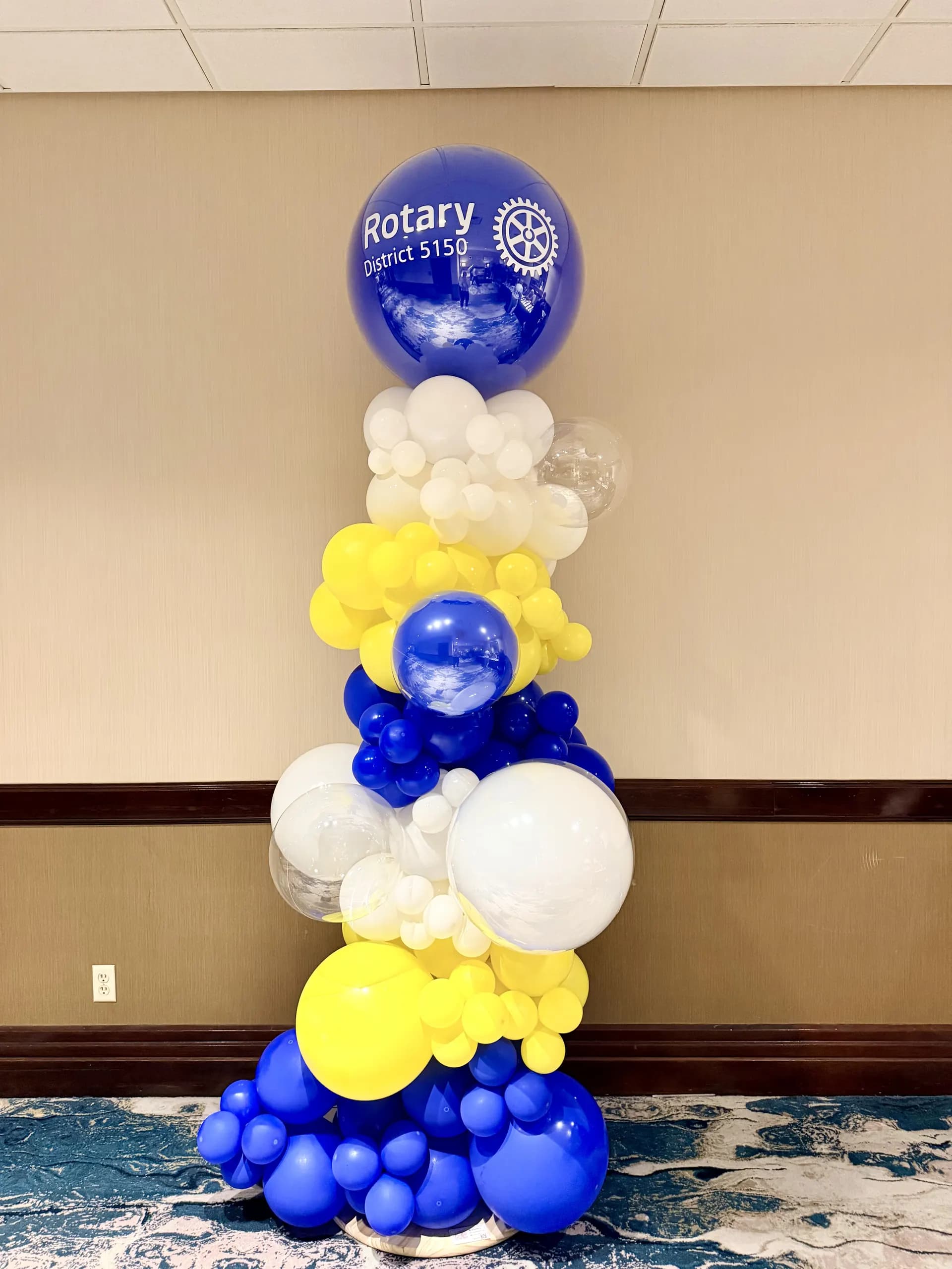 Branded balloon columns and helium bouquets for Foster City Rotary Club at the Annual Meeting in Foster City, California.