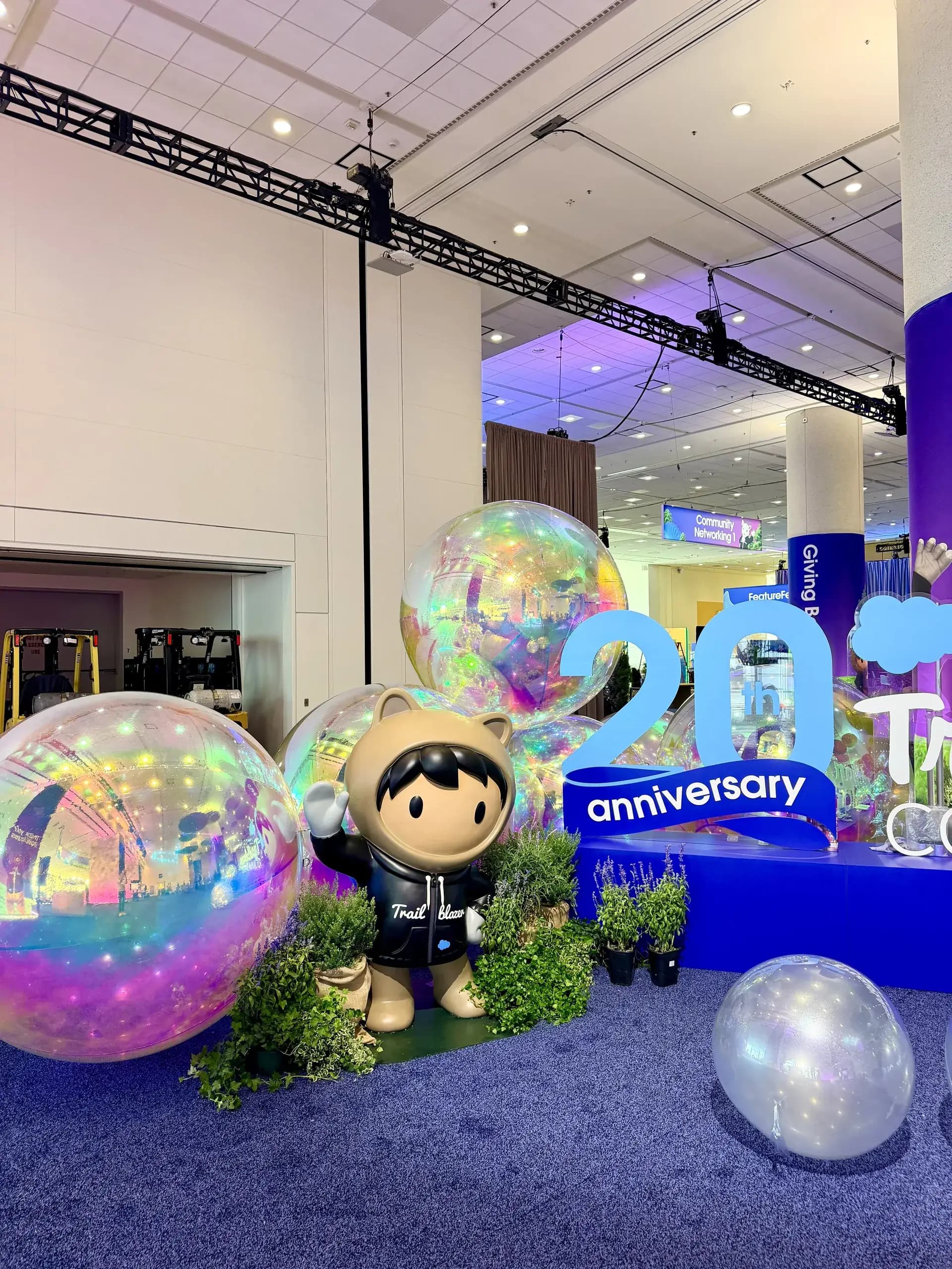 Corporate event décor by Balloon Décor: large-scale branded balloon installation with mascot display, San Francisco, California — view 6.